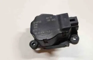 FORD Mondeo 3 generation (2000-2007) Salona sildītāja vadības vārsti 41047324,1S7H19E616AA 32712583