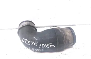 VOLKSWAGEN Jetta 3 generation (1992-1998) шланг радиатора интеркулера 1T0145790B 33327899