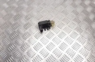 AUDI A4 B6/8E (2000-2005) Solenoid Valve 1K0906627A 32026437