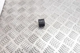 VOLKSWAGEN Golf 8 generation (2019-2023) Relays 8K0951253 32842232