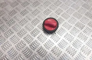 MERCEDES-BENZ E-Class W211/S211 (2002-2009) Degvielas tvertnes vāciņš A2204700705 32885212