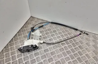 MERCEDES-BENZ E-Class W211/S211 (2002-2009) Front Right Door Lock A2047301435 33380427