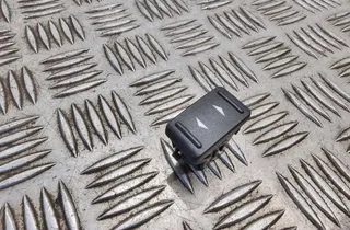 FORD C-Max 1 generation (2003-2010) Front Right Door Window Switch 7m5t14529aa 33386433