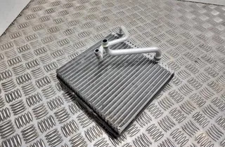 SEAT Altea 1 generation (2004-2013) Радиатор отопителя салона 33478169