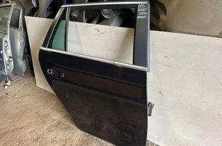 VOLKSWAGEN Golf 5 generation (2003-2009) Rear Right Door 33503246