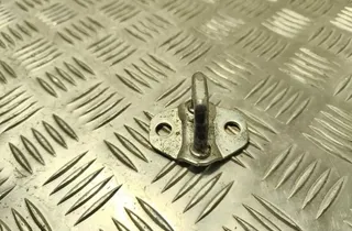 SUBARU Forester SH (2007-2013)  Защелка багажника багажника 33552936