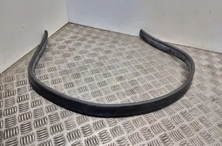 BMW X1 F48/F49 (2015-2023) Gumijas motora nodalījumā 33553354