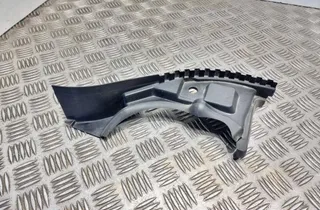 BMW X1 F48/F49 (2015-2023) Citas motora nodalījuma detaļas 7329402 33555838