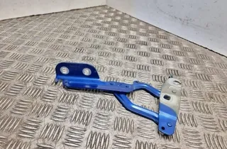 FORD Fiesta 7 generation (2017-2024) Priekšējā labā dzinēja pārsega eņģe 8a6116800 33567135