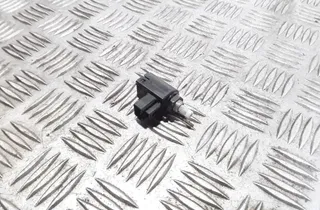 TOYOTA Yaris 2 generation (2005-2012) Bremžu pedāļa sensors Varde CV591 33567872