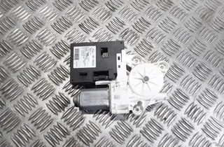 FORD C-Max 1 generation (2003-2010) Маторчик стеклоподъемника передней правой двери 3M5T14B533BG 33575007