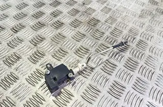 VOLKSWAGEN Golf Plus 1 generation (2004-2009) Замок крышки топливного бака 5M0810773 33604252