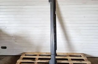 VOLVO V70 3 generation (2007-2020) Right Side Plastic Sideskirt Cover 39883003 33789837