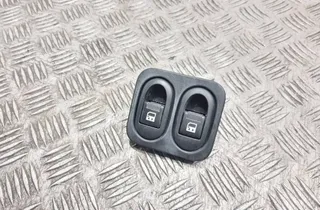 PEUGEOT 1007 1 generation (2005-2009) Переключатель кнопок 96401469xt 33912374