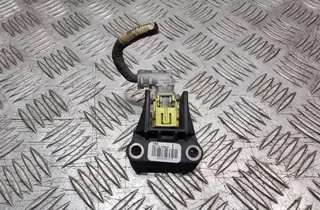 TOYOTA Yaris 3 generation (2010-2019) Датчик удара передний правый 891730D020 34192774