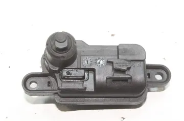 SKODA Octavia 4 generation (A8) (2019-2023) Fuel Tank Cover Lock 8V4862159B 33559007