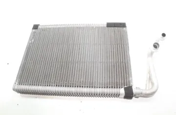 MERCEDES-BENZ C-Class W205/S205/C205 (2014-2023) Радиатор отопителя салона 33573726