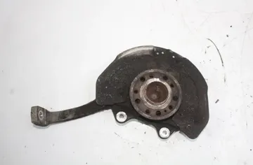 MERCEDES-BENZ C-Class W205/S205/C205 (2014-2023) Front Right Wheel Hub 33573793