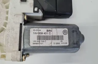 VOLKSWAGEN Golf 8 generation (2019-2023) Aizmugurējo kreiso durvju logu pacēlājs 1K4839401C 33276014