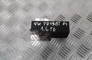 VOLKSWAGEN Passat B4 (1993-1997) Ventilatora relejs 357919506d 33481282