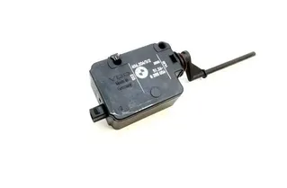 BMW X5 E53 (1999-2006) Degvielas tvertnes vāciņa bloķēšana 8355056 20517349