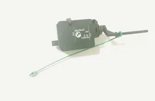 BMW X5 E53 (1999-2006) Degvielas tvertnes vāciņa bloķēšana 8355056 20517378