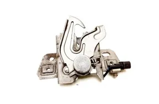 VOLVO V50 1 generation (2003-2012) Motora pārsega slēdzene 30716530 20539728