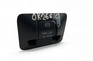 VOLVO V60 1 generation (2010-2020) Stāvbremzes poga 31334637 33268931