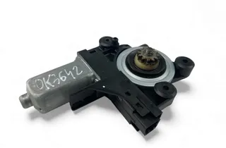 VOLVO V60 1 generation (2010-2020) Priekšējo kreiso durvju logu pacēlāja motorīts 970713-102 33484903