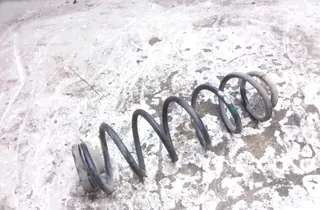 VOLKSWAGEN Bora 1 generation (1998-2005) Aizmugurējā kreisā amartizātora atspere 33694554