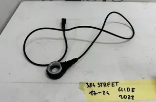 HARLEY-DAVIDSON MC STREET GLIDE Priekšējais labais ABS sensors 33063867