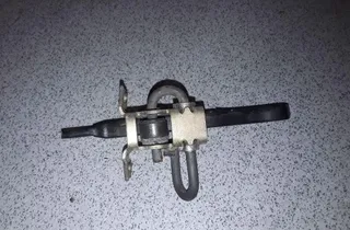 BMW 5 Series E39 (1995-2004) Ограничитель передней левой двери 51218193447 33746325