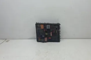 VOLKSWAGEN Touran 1 generation (2003-2015) Drošinātāju kārba 1K0937124 33402861