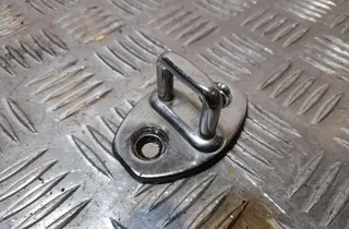 VOLKSWAGEN Passat B7 (2010-2015) Bagāžas nodalījuma bagāžnieka fiksators 3C0837033C 33407974