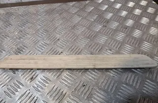 VOLKSWAGEN Touareg 2 generation (2010-2018) Отделка переднего правого порога NRA 33408306