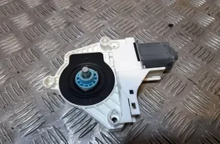 AUDI A4 B8/8K (2011-2016) Aizmugurējo kreiso durvju loga pacēlāja motorīts 8K0959811A 33408388