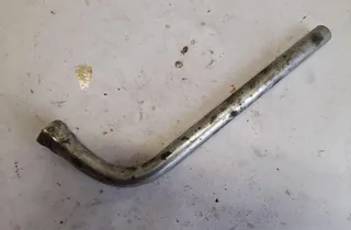 AUDI A8 D2/4D (1994-2002) Ключ для болтов колес 8N0012219 33411608