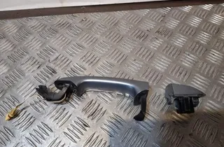 JAGUAR XF 1 generation (2011-2016) Наружная ручка боковых левых дверей 30753786 33411855