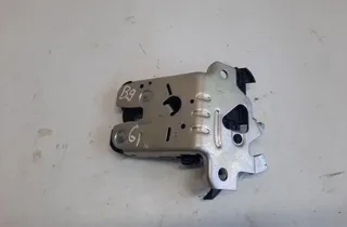 AUDI A4 B8/8K (2011-2016) Tailgate Boot Lock 8W0827503 33411902