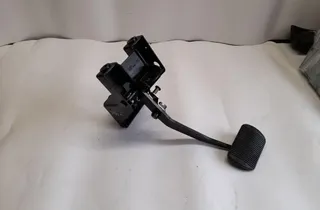 JAGUAR XF 1 generation (2011-2016) Педаль тормоза 8X232450AC 33412431