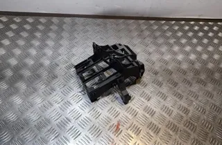 AUDI Q5 8R (2008-2017) Крышка блока предохранителей 33413260