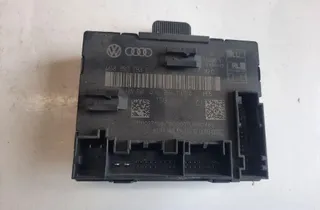 AUDI A6 C6/4F (2004-2011) Блок управления дверей задние правые 33415242