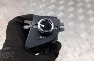AUDI Q7 4L (2005-2015) Music Player Buttons 4M1919616B 33425332