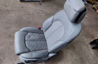 AUDI A8 D2/4D (1994-2002) Сиденье переднее левое 33430355