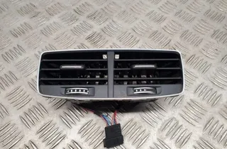 AUDI A8 D2/4D (1994-2002) Rear air vent grille 4H0819203B 33440626