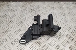 BMW 3 Series F30/F31 (2011-2020) Распределительная коробка 9296151 33443042