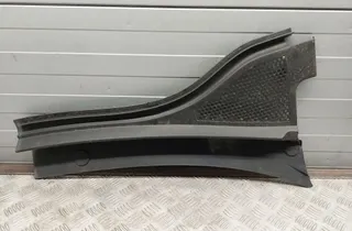 VOLKSWAGEN Tiguan 2 generation (2016-2024) Priekšējā stikla tīrītāja apdare / plastmasa 5NN819404 33487325