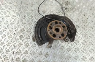 MERCEDES-BENZ A-Class W176 (2012-2018) Ступица передняя левая A2464210720 33158519