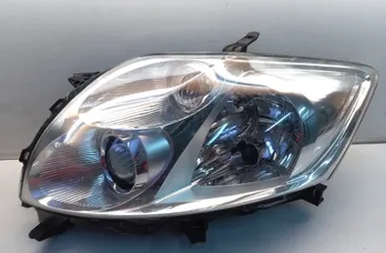 TOYOTA Auris 1 generation (2006-2012) Фара передняя правая 8115002460 33552871