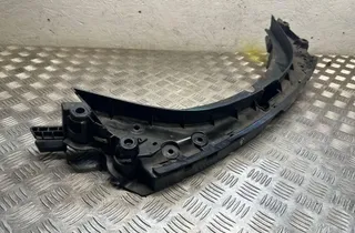 BMW i8 I12 (2013-2017) Левый держатель заднего бампера 33166249